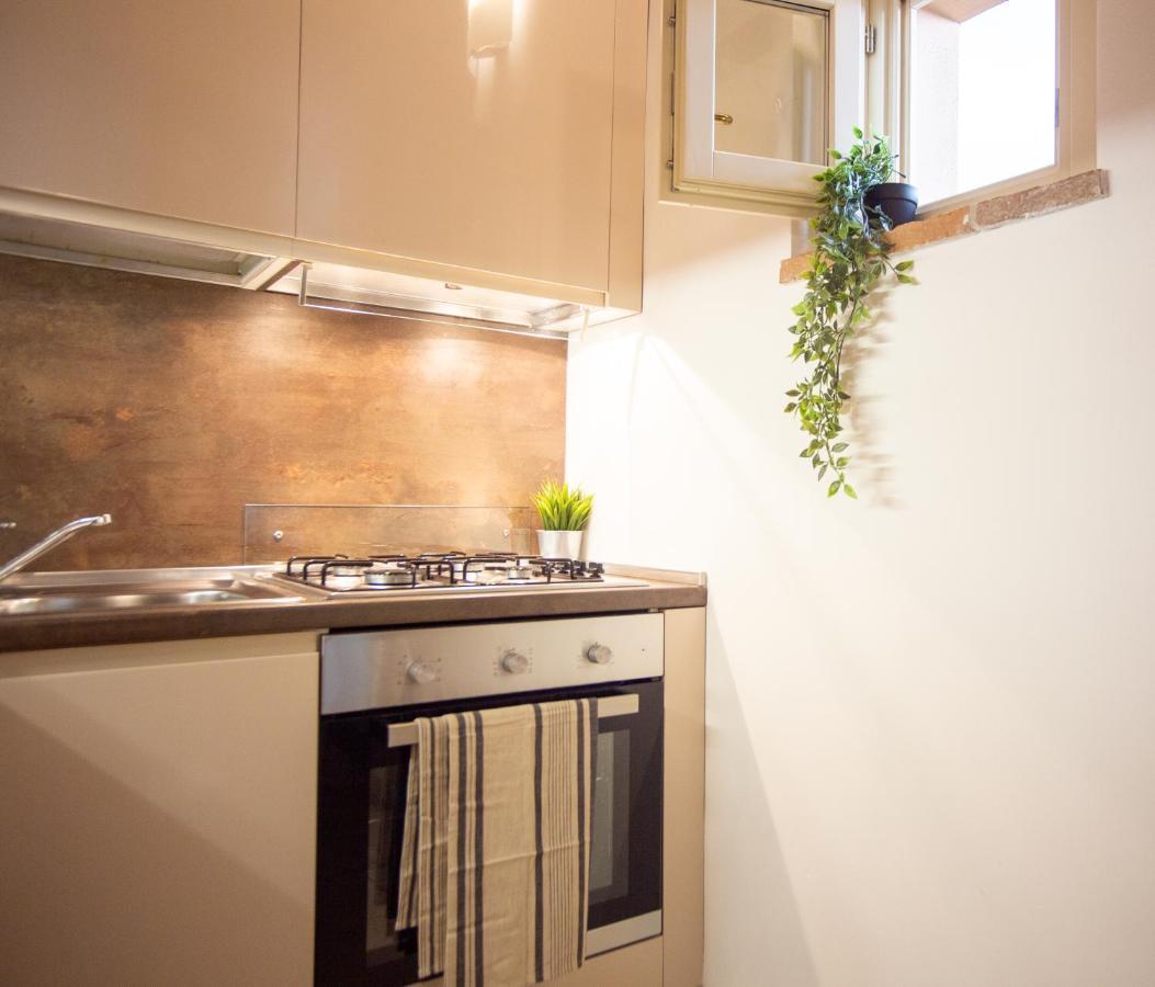Chic Apartment In The Historic Center Of Perugia Exterior photo